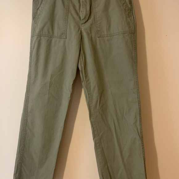 Levi’s Army Green Causal pants. - Picture 4 of 6